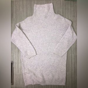 Aerie Sweater Dress
Size: Medium (could fit xs-xxl)